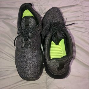 Dark Gray Nike Roshe II